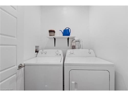 59 Permilla Street, St. Catharines, ON - Indoor Photo Showing Laundry Room