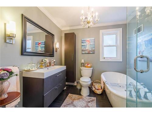 12 Cameron Road, St. Catharines, ON - Indoor Photo Showing Bathroom