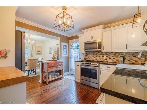 12 Cameron Road, St. Catharines, ON - Indoor Photo Showing Kitchen