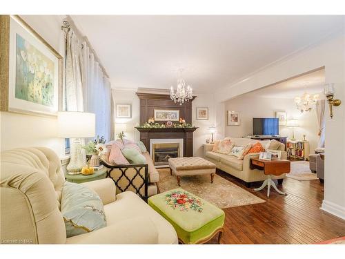 12 Cameron Road, St. Catharines, ON - Indoor Photo Showing Living Room With Fireplace