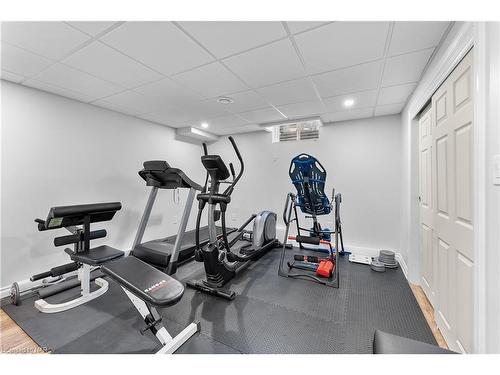 5743 Jake Crescent, Niagara Falls, ON - Indoor Photo Showing Gym Room