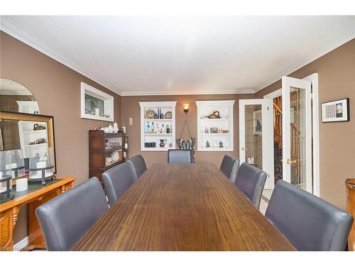 6061 Mountaingate Drive, Niagara Falls, ON - Indoor Photo Showing Dining Room