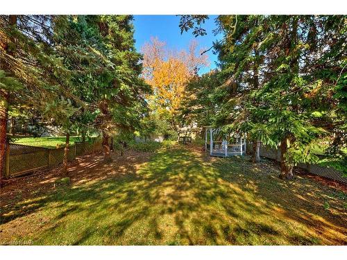 6061 Mountaingate Drive, Niagara Falls, ON - Outdoor