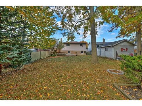 110 Strada Boulevard, St. Catharines, ON - Outdoor With Backyard