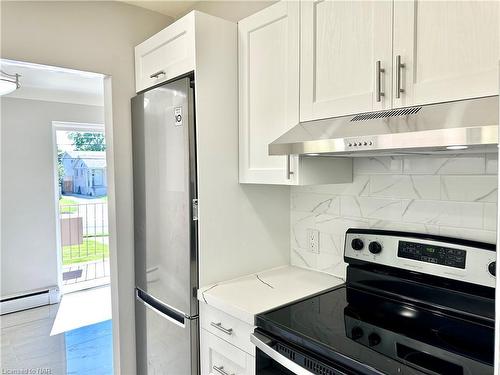 6-286 Vine Street, St. Catharines, ON - Indoor Photo Showing Kitchen