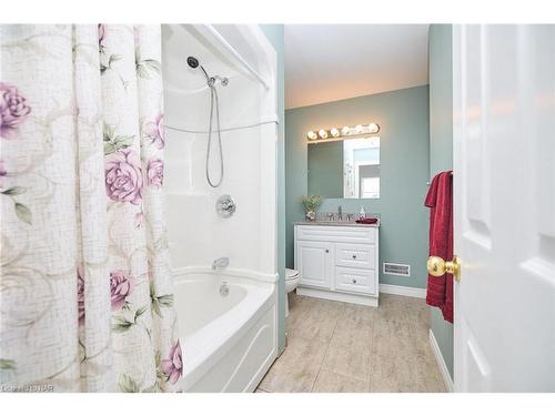 5091 Highway #3, Port Colborne, ON - Indoor Photo Showing Bathroom