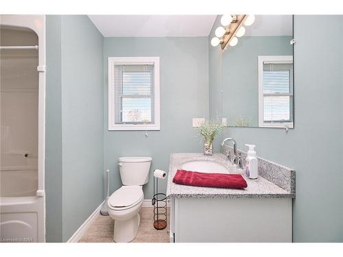 5091 Highway #3, Port Colborne, ON - Indoor Photo Showing Bathroom