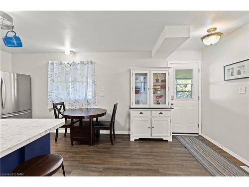 326 Bowen Road, Fort Erie, ON - Indoor Photo Showing Dining Room