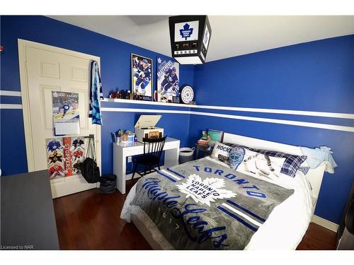 56 Barbican Trail, St. Catharines, ON - Indoor Photo Showing Bedroom