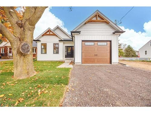 1051 Pelham Street, Fonthill, ON - Outdoor With Facade