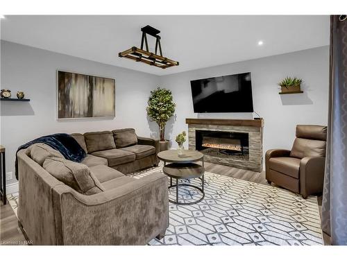 23 Pinewood Avenue, Grimsby, ON - Indoor Photo Showing Living Room With Fireplace