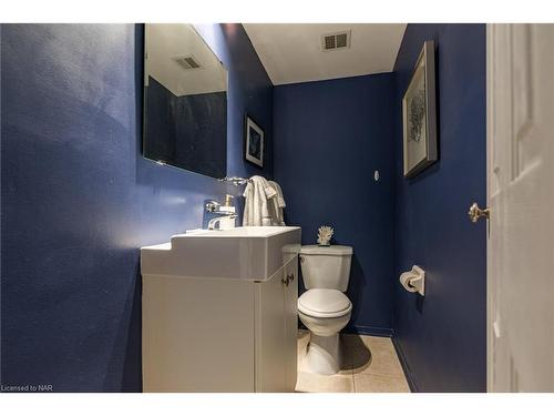 306-15 Towering Heights Boulevard, St. Catharines, ON - Indoor Photo Showing Bathroom