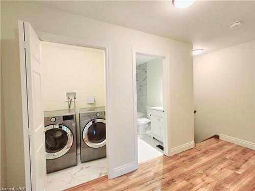 155 Samuelson Street, Cambridge, ON - Indoor Photo Showing Laundry Room