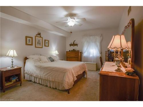 23 Portal Drive, Port Colborne, ON - Indoor Photo Showing Bedroom