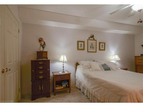 23 Portal Drive, Port Colborne, ON - Indoor Photo Showing Bedroom