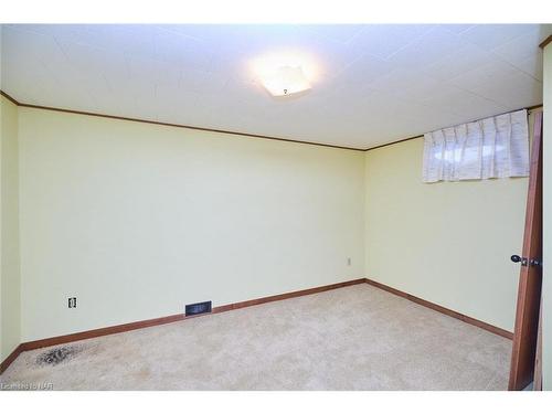 647 Vine Street, St. Catharines, ON - Indoor Photo Showing Other Room