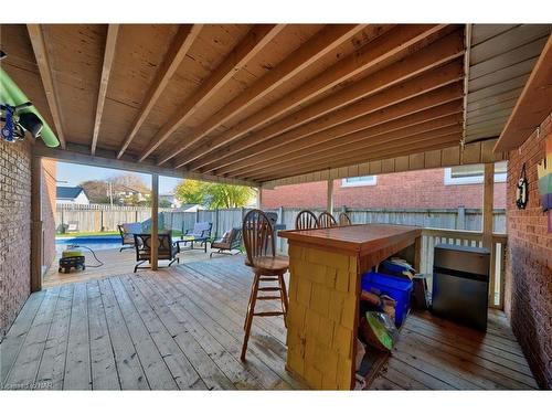 166 Bridlewood Drive, Welland, ON - Outdoor With Deck Patio Veranda With Exterior