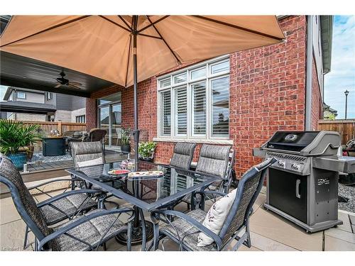 126 Susan Drive, Fonthill, ON - Outdoor With Deck Patio Veranda With Exterior