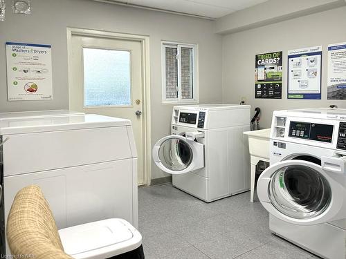 304-41 Rykert Street, St. Catharines, ON - Indoor Photo Showing Laundry Room