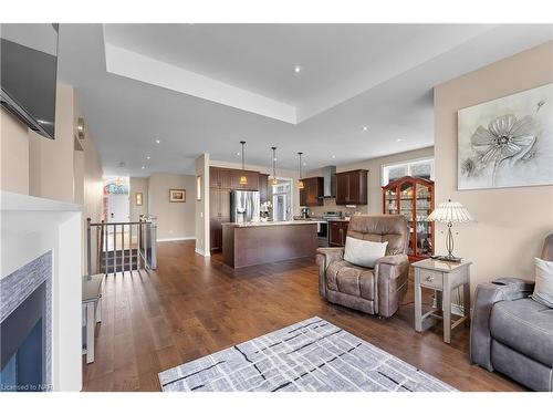 124 Timberview Crescent, Welland, ON - Indoor Photo Showing Living Room With Fireplace