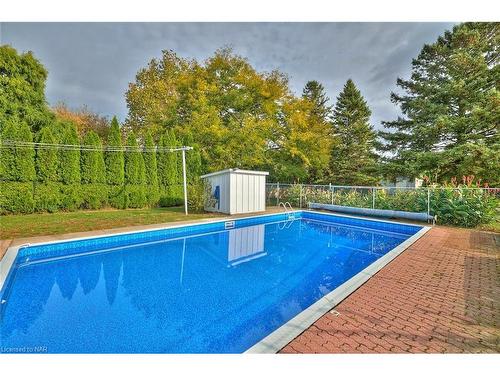 1700 Seventh Street, St. Catharines, ON - Outdoor With In Ground Pool With Backyard