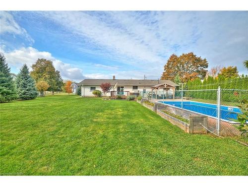 1700 Seventh Street, St. Catharines, ON - Outdoor With In Ground Pool