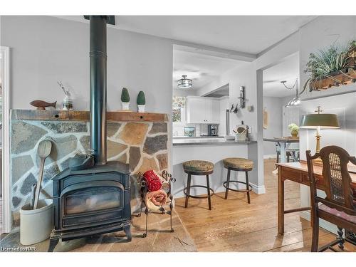 14656 Niagara River Parkway, Niagara-On-The-Lake, ON - Indoor With Fireplace