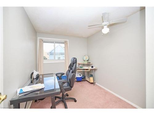 2-5982 Dunn Street, Niagara Falls, ON - Indoor Photo Showing Office