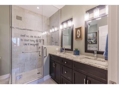 62 Coyle Court, Welland, ON - Indoor Photo Showing Bathroom