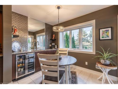 62 Coyle Court, Welland, ON - Indoor Photo Showing Dining Room