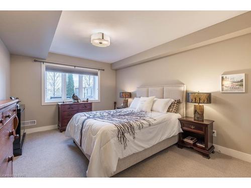 62 Coyle Court, Welland, ON - Indoor Photo Showing Bedroom