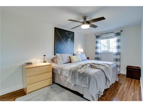 3522 East Main Street, Stevensville, ON - Indoor Photo Showing Bedroom