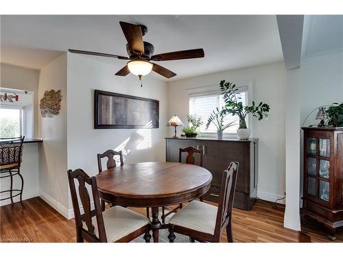 3522 East Main Street, Stevensville, ON - Indoor Photo Showing Dining Room