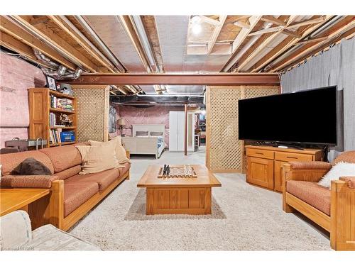 64 Abbott Place, Fonthill, ON - Indoor Photo Showing Basement