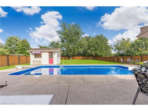 796 Grandview Road, Fort Erie, ON - Outdoor With In Ground Pool With Backyard