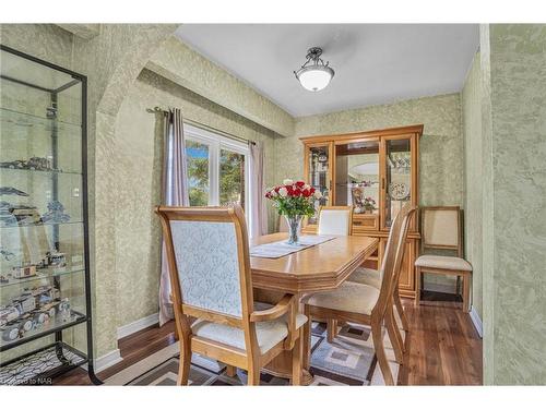 796 Grandview Road, Fort Erie, ON - Indoor Photo Showing Dining Room