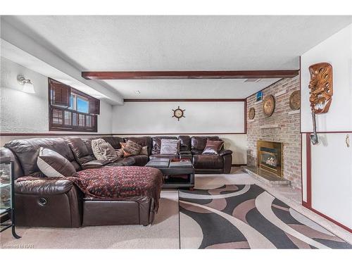 796 Grandview Road, Fort Erie, ON - Indoor Photo Showing Other Room With Fireplace