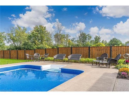 796 Grandview Road, Fort Erie, ON - Outdoor With In Ground Pool With Backyard