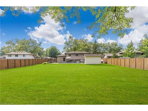 796 Grandview Road, Fort Erie, ON - Outdoor With Backyard