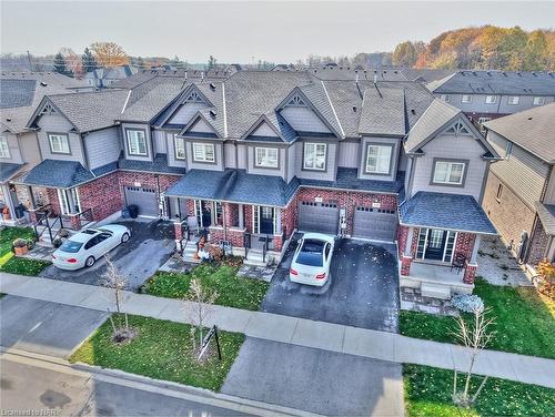 130 Acacia Road, Fonthill, ON - Outdoor With Facade