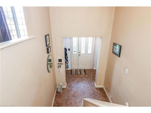 52963 Wilford Road, Wainfleet, ON - Indoor Photo Showing Other Room