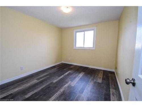 7 Dianne Drive, St. Catharines, ON - Indoor Photo Showing Other Room