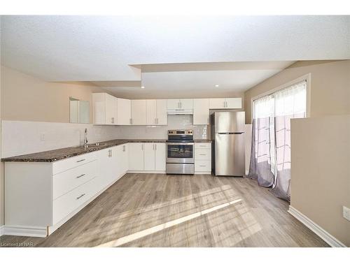 437 Sugarloaf Street, Port Colborne, ON - Indoor Photo Showing Kitchen With Stainless Steel Kitchen