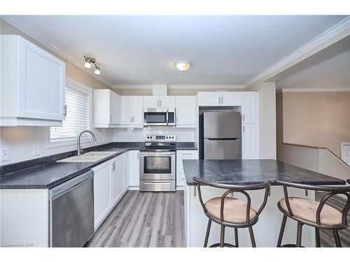 437 Sugarloaf Street, Port Colborne, ON - Indoor Photo Showing Kitchen With Stainless Steel Kitchen