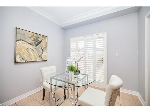 36 Natalie Court, Thorold, ON - Indoor Photo Showing Dining Room