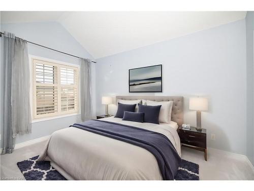 36 Natalie Court, Thorold, ON - Indoor Photo Showing Bedroom