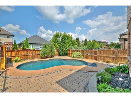 5 Abbott Place, Fonthill, ON - Outdoor With In Ground Pool With Deck Patio Veranda With Backyard