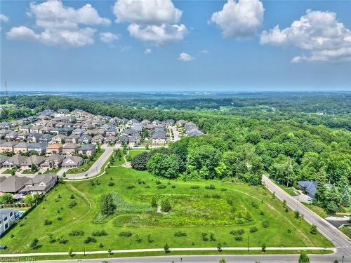 5 Abbott Place, Fonthill, ON - Outdoor With View