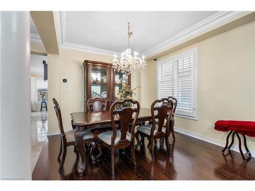 8892 Kudlac Street, Niagara Falls, ON - Indoor Photo Showing Dining Room