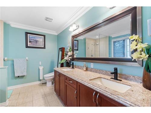 8892 Kudlac Street, Niagara Falls, ON - Indoor Photo Showing Bathroom